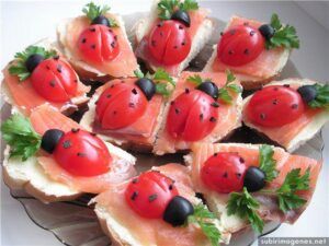 Haz platos elaborados y divertidos para que los niños disfrute. platos de los niños. Mariquitas