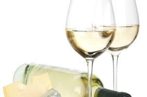 Cuidado con las calorías vacías que aporta el alcohol, son difíciles de eliminar. Vinos finos