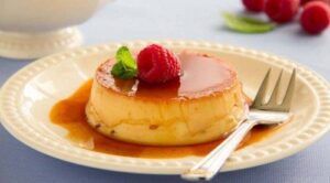 Flan de calabaza con frutos rojos. Recetas fáciles de calabaza.