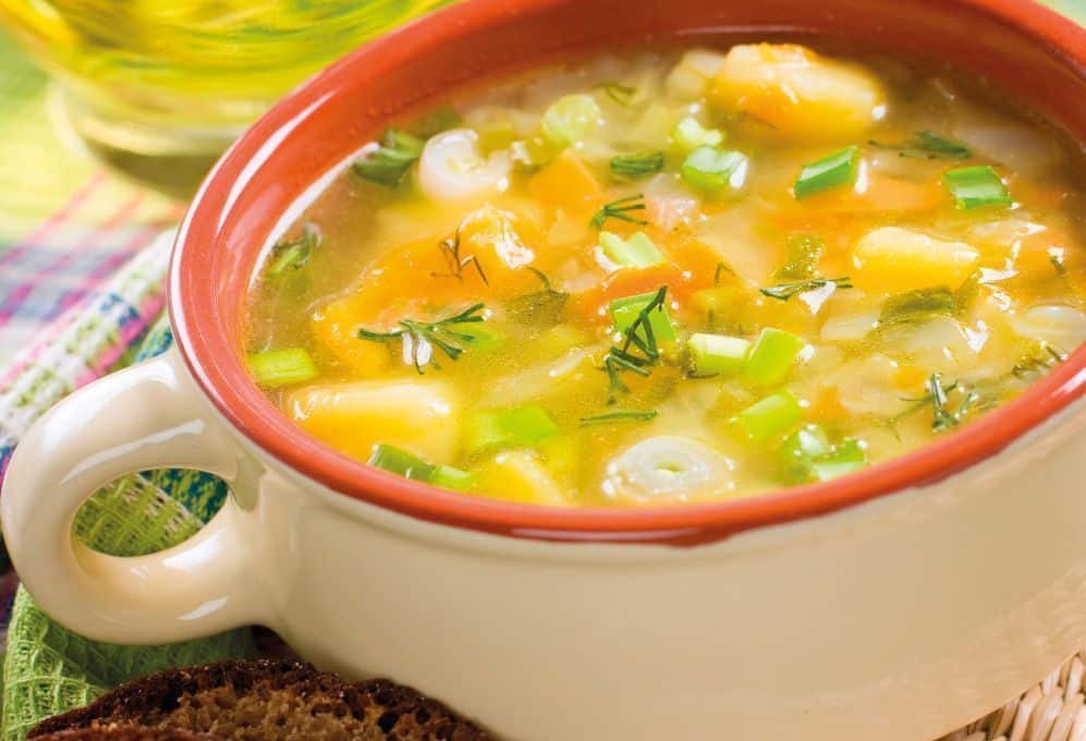 Estas recetas con algas completarán tu dieta sana y equilibrada. Sopa de cúrcuma