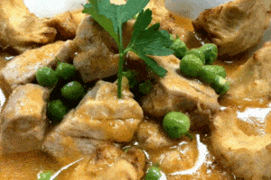Portada cocinar con microondas, atun con guisantes